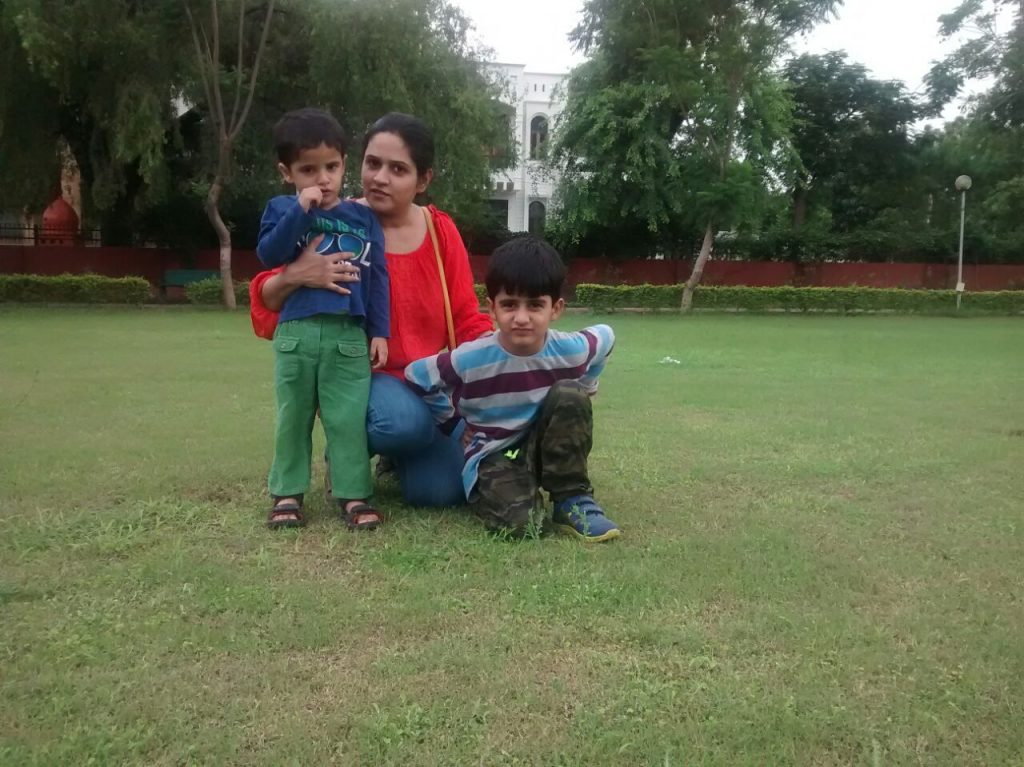 Sehba With her Kids